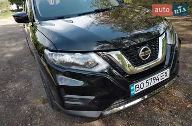 Внедорожник / Кроссовер Nissan Rogue 2019 в Тернополе