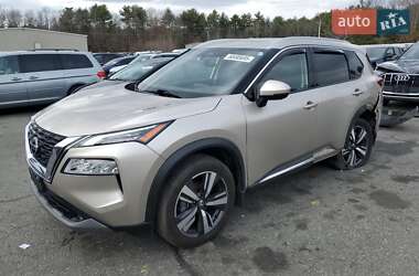 Nissan Rogue 2021