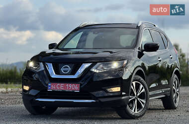 Позашляховик / Кросовер Nissan Rogue 2017 в 