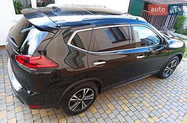 Внедорожник / Кроссовер Nissan Rogue 2019 в 
