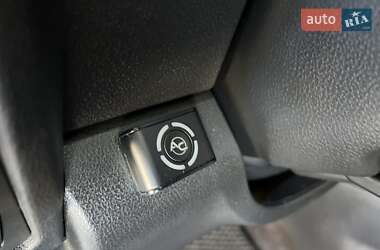 Внедорожник / Кроссовер Nissan Rogue 2008 в 