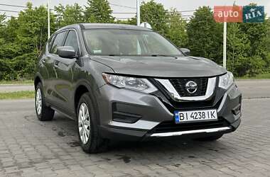Позашляховик / Кросовер Nissan Rogue 2018 в 