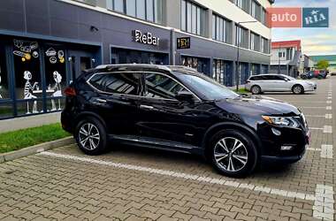 Внедорожник / Кроссовер Nissan Rogue 2018 в Ивано-Франковске