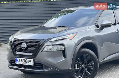 Позашляховик / Кросовер Nissan Rogue 2021 в 