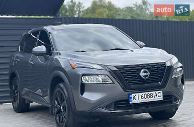 Позашляховик / Кросовер Nissan Rogue 2021 в 