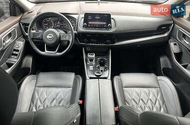Позашляховик / Кросовер Nissan Rogue 2021 в 