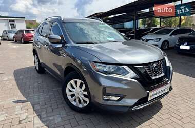 Внедорожник / Кроссовер Nissan Rogue 2018 в Кривом Роге