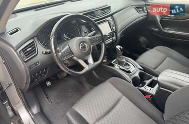 Внедорожник / Кроссовер Nissan Rogue 2019 в 