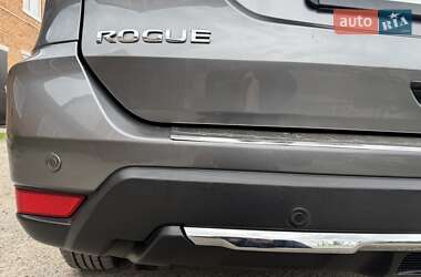 Внедорожник / Кроссовер Nissan Rogue 2019 в 