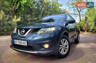Позашляховик / Кросовер Nissan Rogue 2014 в 