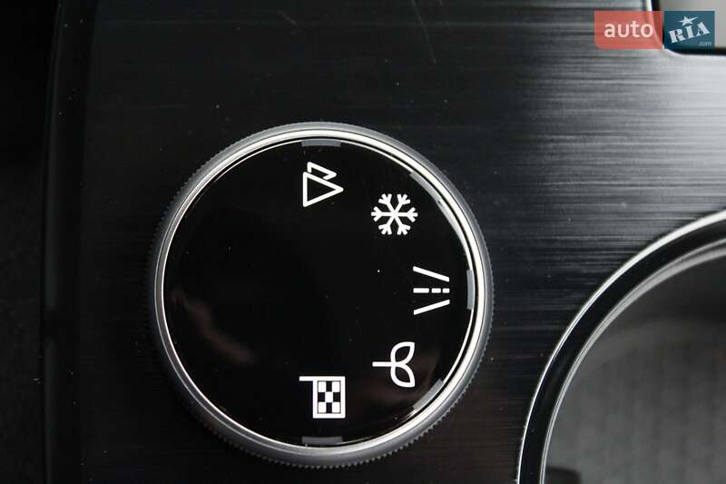 Позашляховик / Кросовер Nissan Rogue 2024 в Рівному