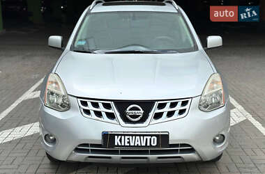 Позашляховик / Кросовер Nissan Rogue 2010 в 