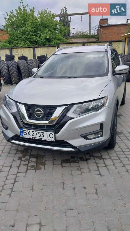 Позашляховик / Кросовер Nissan Rogue 2017 в Хмельницькому