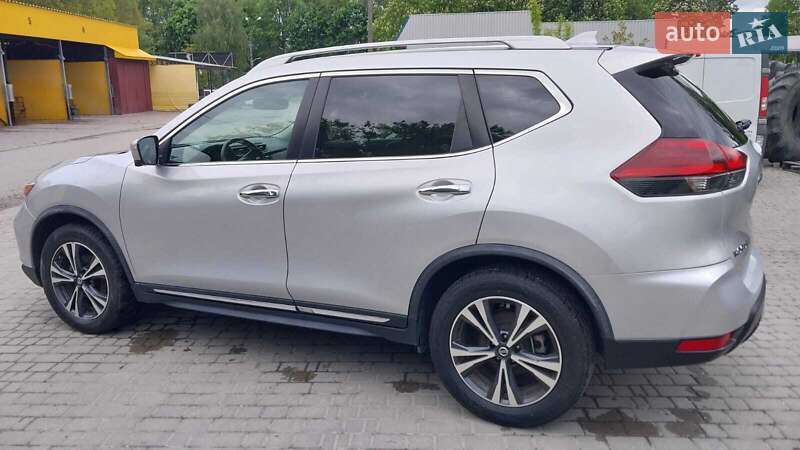 Позашляховик / Кросовер Nissan Rogue 2017 в Хмельницькому