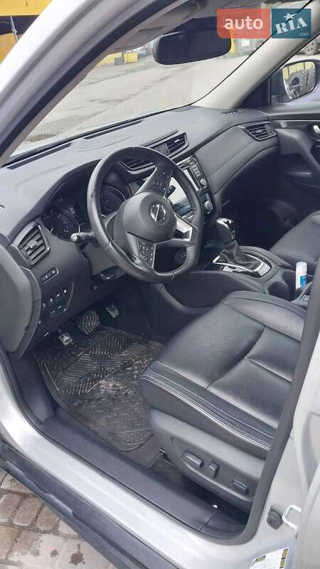 Позашляховик / Кросовер Nissan Rogue 2017 в Хмельницькому