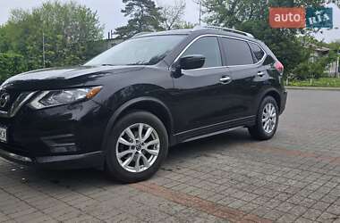 Позашляховик / Кросовер Nissan Rogue 2017 в Броварах