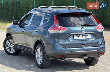 Внедорожник / Кроссовер Nissan Rogue 2014 в 