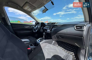 Внедорожник / Кроссовер Nissan Rogue 2014 в 