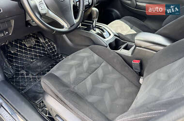 Внедорожник / Кроссовер Nissan Rogue 2014 в 