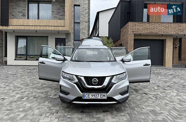 Внедорожник / Кроссовер Nissan Rogue 2018 в 