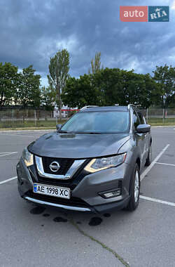 Внедорожник / Кроссовер Nissan Rogue 2016 в Днепре