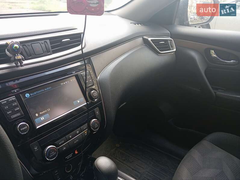 Позашляховик / Кросовер Nissan Rogue 2015 в Кривому Розі фото 6 Позашляховик / Кросовер Nissan Rogue 2015 в Кривому Розі