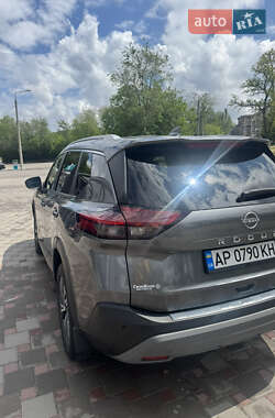 Внедорожник / Кроссовер Nissan Rogue 2022 в 