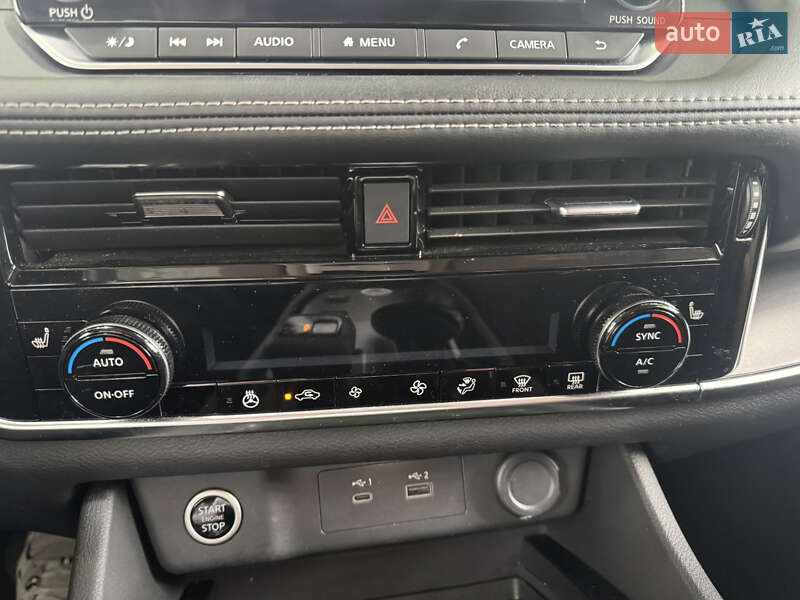 Позашляховик / Кросовер Nissan Rogue 2022 в Запоріжжі