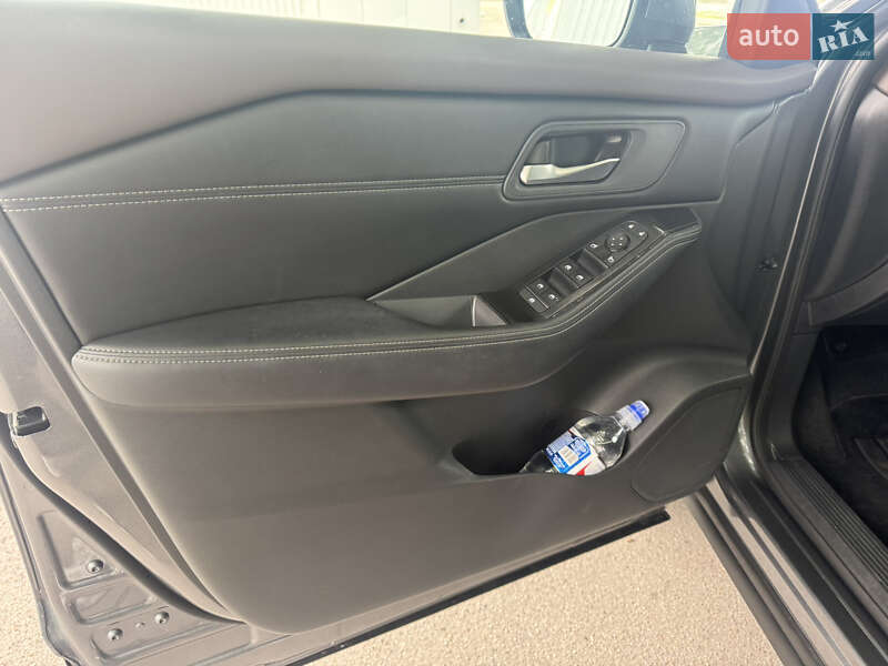 Позашляховик / Кросовер Nissan Rogue 2022 в Запоріжжі