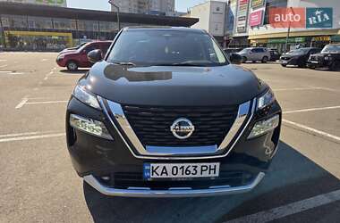 Внедорожник / Кроссовер Nissan Rogue 2021 в 