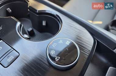 Внедорожник / Кроссовер Nissan Rogue 2021 в 
