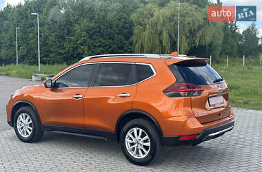 Позашляховик / Кросовер Nissan Rogue 2018 в 