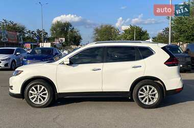 Позашляховик / Кросовер Nissan Rogue 2017 в 