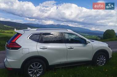 Внедорожник / Кроссовер Nissan Rogue 2017 в Харькове