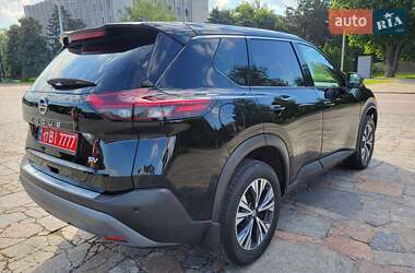 Внедорожник / Кроссовер Nissan Rogue 2021 в 