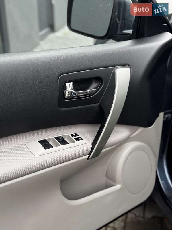 Внедорожник / Кроссовер Nissan Rogue 2013 в Луцке фото 17 Внедорожник / Кроссовер Nissan Rogue 2013 в Луцке