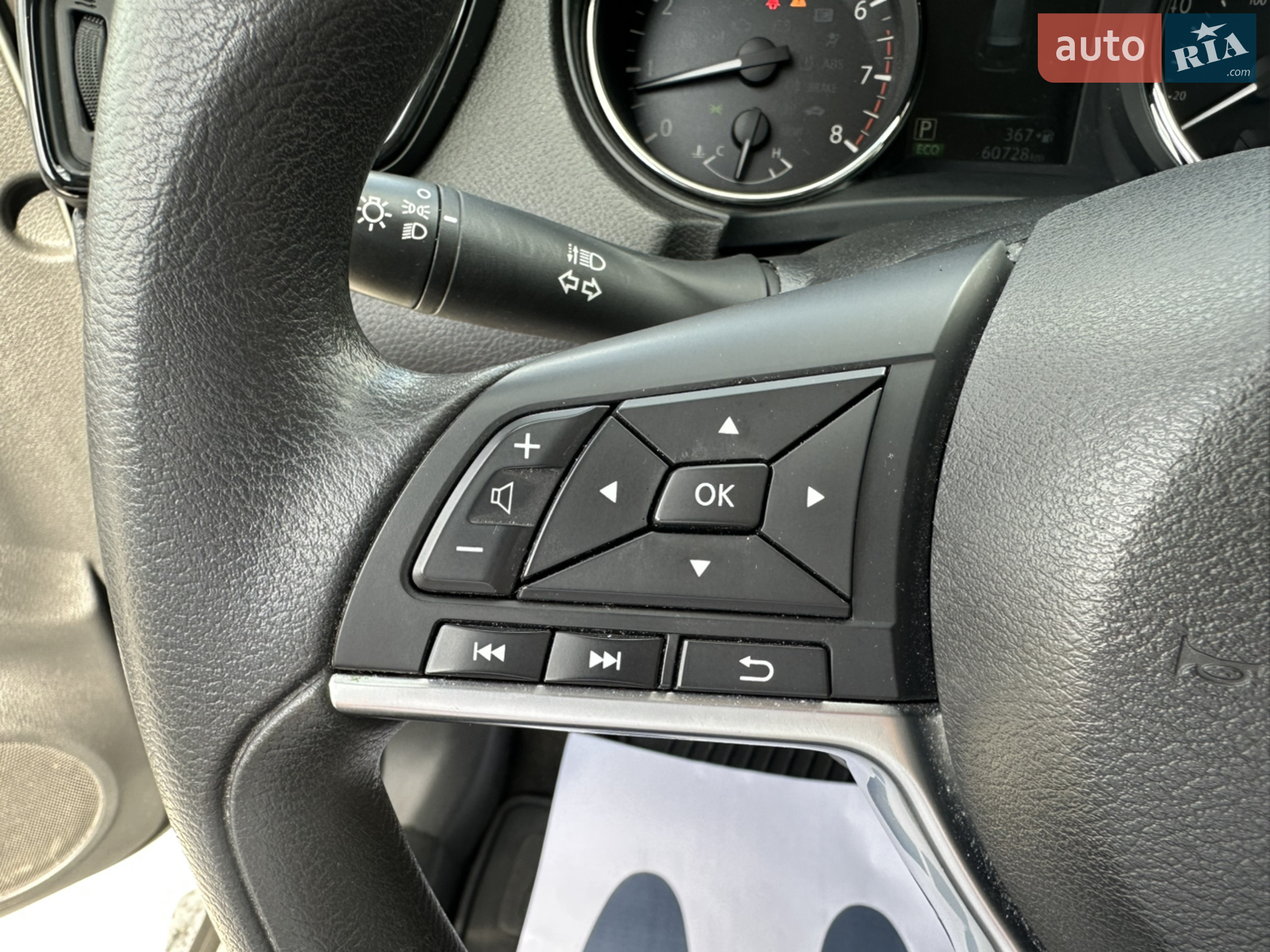 2016 Nissan Rogue - мініатюра 17