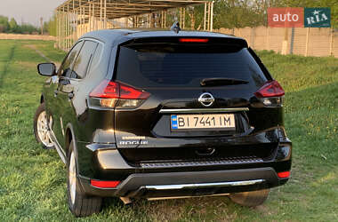 Внедорожник / Кроссовер Nissan Rogue 2019 в 