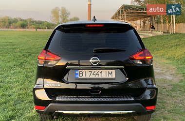 Внедорожник / Кроссовер Nissan Rogue 2019 в 
