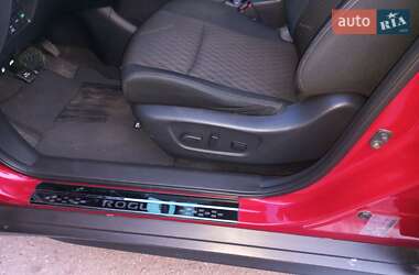 Позашляховик / Кросовер Nissan Rogue 2017 в 