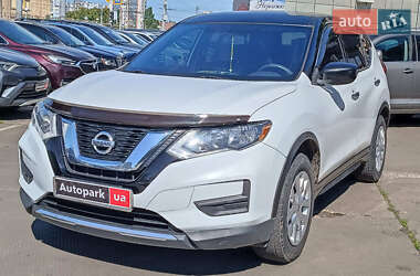 Внедорожник / Кроссовер Nissan Rogue 2017 в Харькове