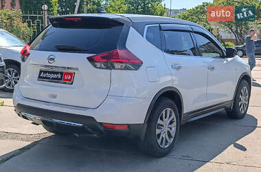 Позашляховик / Кросовер Nissan Rogue 2017 в 