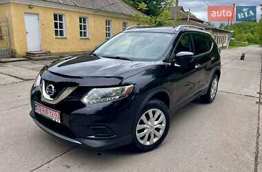 Внедорожник / Кроссовер Nissan Rogue 2016 в Остроге