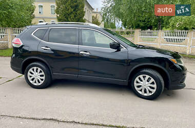 Внедорожник / Кроссовер Nissan Rogue 2016 в 