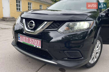 Внедорожник / Кроссовер Nissan Rogue 2016 в 