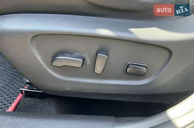 Внедорожник / Кроссовер Nissan Rogue 2016 в 