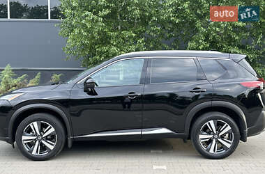 Внедорожник / Кроссовер Nissan Rogue 2021 в 