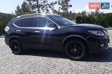 Позашляховик / Кросовер Nissan Rogue 2015 в Кам'янському