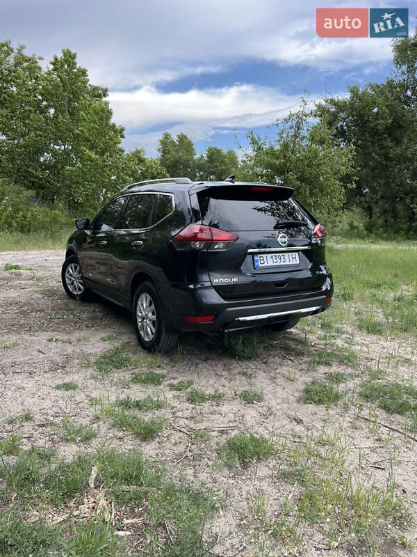 Внедорожник / Кроссовер Nissan Rogue 2018 в Горишних Плавнях