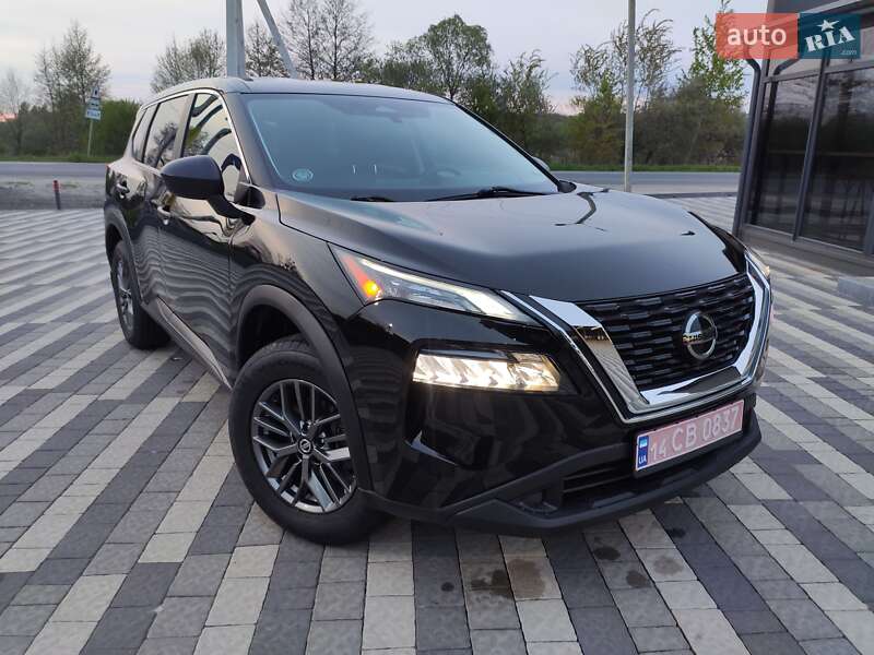 Внедорожник / Кроссовер Nissan Rogue 2021 в Львове